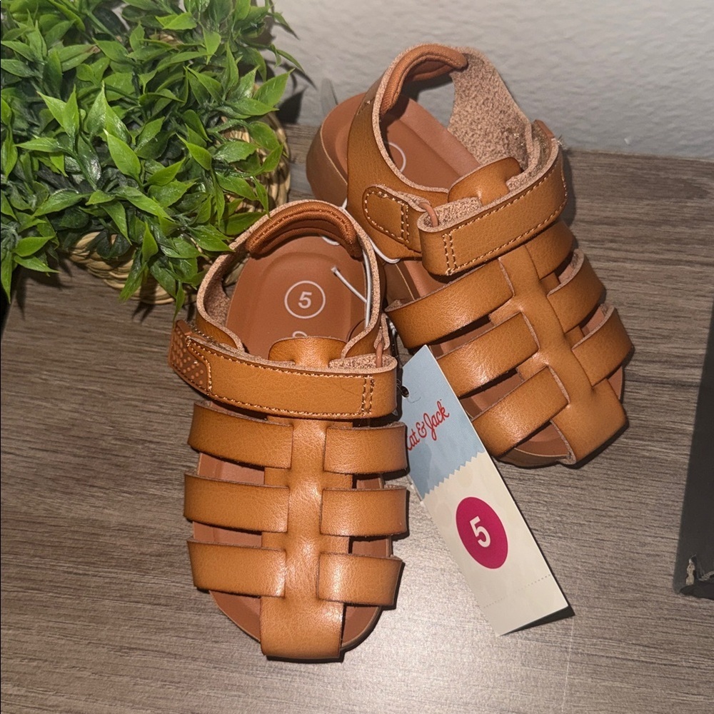 Cat & Jack Tan Kids Sandals - Picture 3 of 3